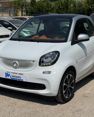 SMART ForTwo 1.0cc 71cv AUT. TETTO PANORAMICO CR
