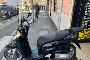 Honda SH 300 - 2007 NERO - PERMUTE