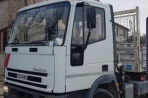 camion ribaltabile con gru 75q