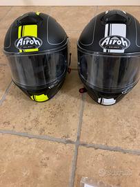 Caschi marca airoh integrali