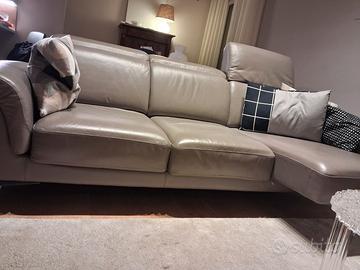 Divano in vera pelle