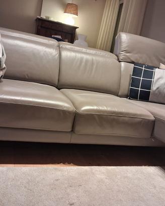 Divano in vera pelle