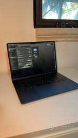 Apple macbook air M3 15” 8 gb 256 gb 2024