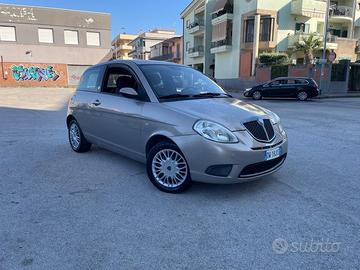 Lancia Ypsilon 1.4 Platino Ecochic GPL CON 150MILA