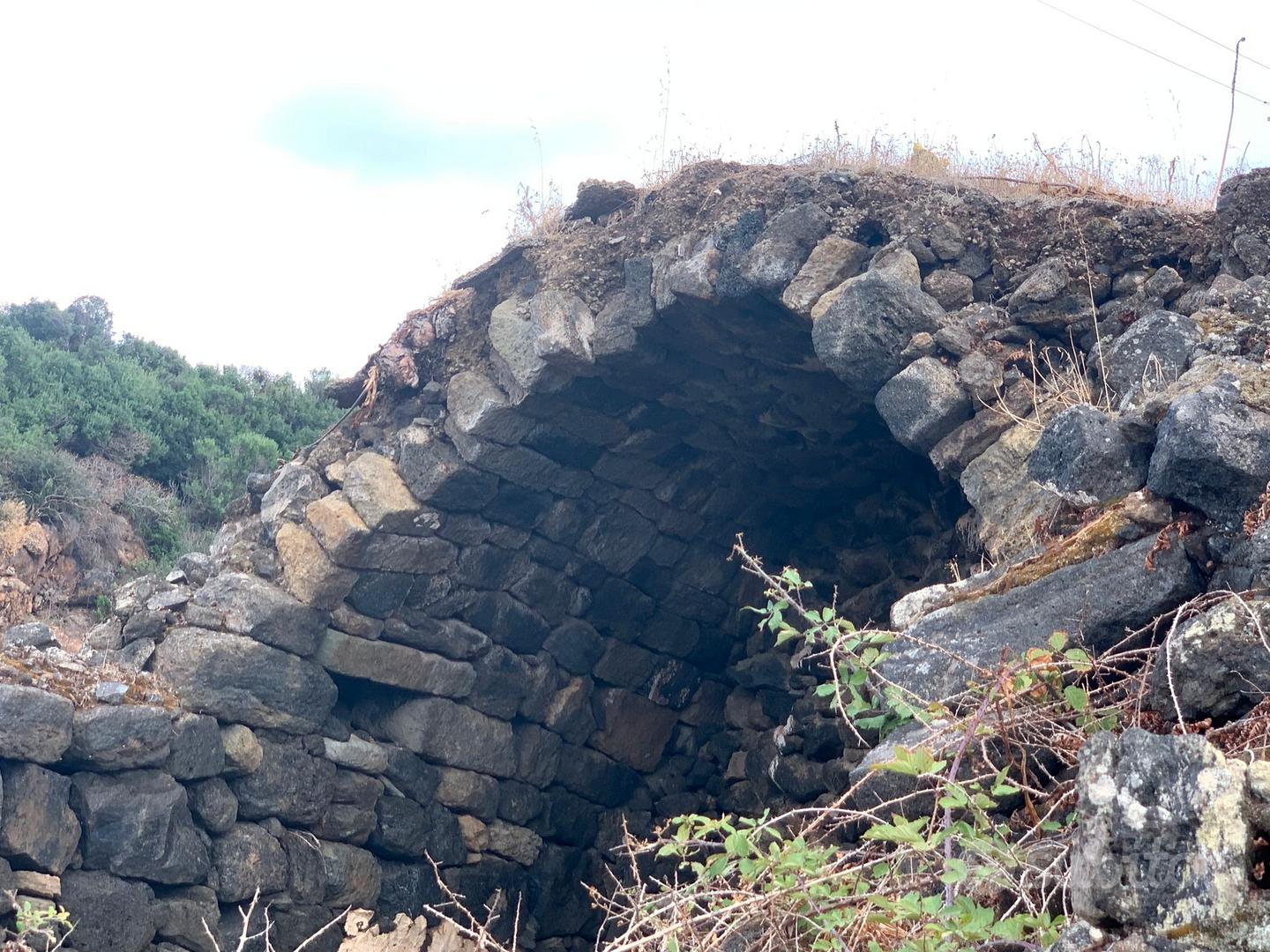 rudere di fabbricato - Vista 2