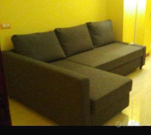 divano letto  con penisola /contenitore
