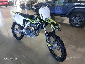 Triumph TF 250 cross 2024