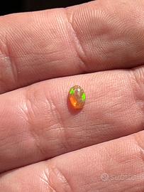 Cabochon opale etiope tondo