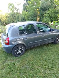 Renault Clio in buono stato 