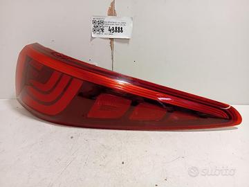 STOP POSTERIORE DESTRO INTEGRATO NEL PORTELLO KIA