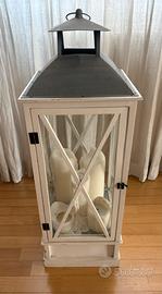 Lanterna MDM in legno bianco e metallo grigio