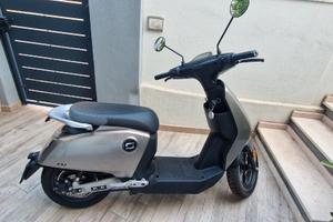 Super Soco Cux Scooter Elettrico