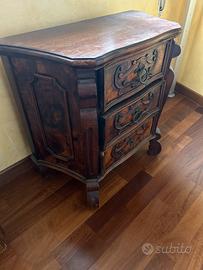 comodini vintage anni ’80 stile antico