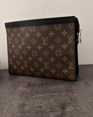 Pochette Louis Vuitton monogram classic