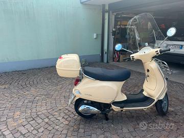 vespa piaggio LS 150 anno 2008