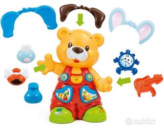 Gioco orsetto cantastorie. Giocattolo