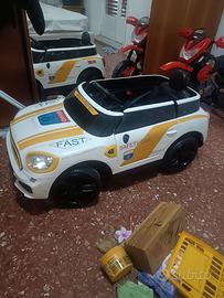 Moto e macchina a batteria