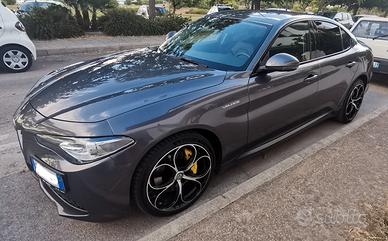 alfa romeo Giulia veloce 210 cv