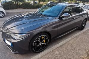alfa romeo Giulia veloce 210 cv
