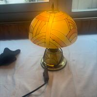 Paralume in vetro e metallo