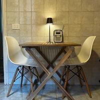 Tavolo pieghevole + 2 sedie