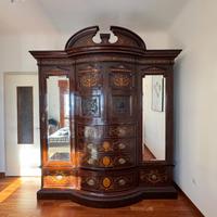 Grosso mobile in palissandro epoca Regency