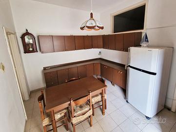 Immobile con cantina, in Vico Gravattone 4