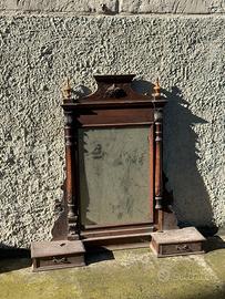 Specchiera Antica in legno intagliato