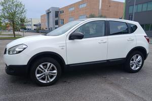 NISSAN  QASHQAI 1.5 DIESEL