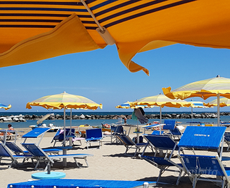 BILOCALE p. terra a 50 mt Mare