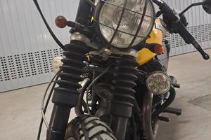 Moto Guzzi V 35 - 1982 cafe racer