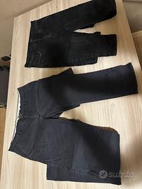 Coppia pantaloni Chino/denim nero