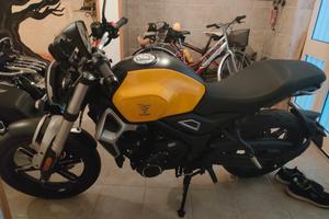 Voge Trofeo 350. praticamente nuova.