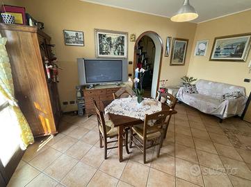 2 LOCALI A LUGO