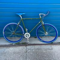 BICICLETTA DA CORSA A SCATTO FISSO