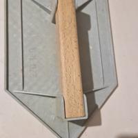 arnese x livellare la malta