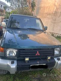 Jeep Pajero 2500