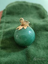 Ciondolo portafortuna di avventurina verde. 