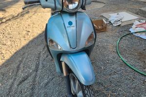 Scooter 125 liberty