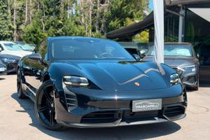Porsche Taycan Turbo S/carbocera/pack carbonio/bur