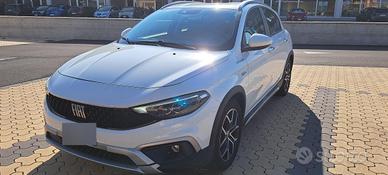  Fiat tipo Cross Hibrid DTC 5 porte