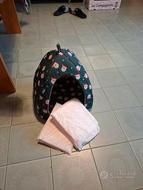 cuccia per gatto o piccolo cane e 4 traversine