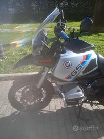 BMW R1100GS