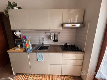 Si vende intera cucina