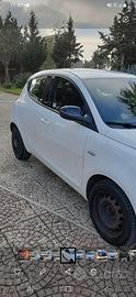 Lancia Ypsilon GPL