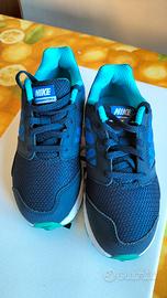 Scarpe bambino NIKE.