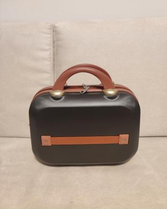 Smart Beauty Case rigido da viaggio  CHARRO