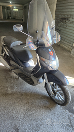 Piaggio Beverly 125