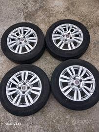 Gomme con cerchi in lega 185 65 15