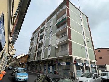 4 LOCALI A LISSONE